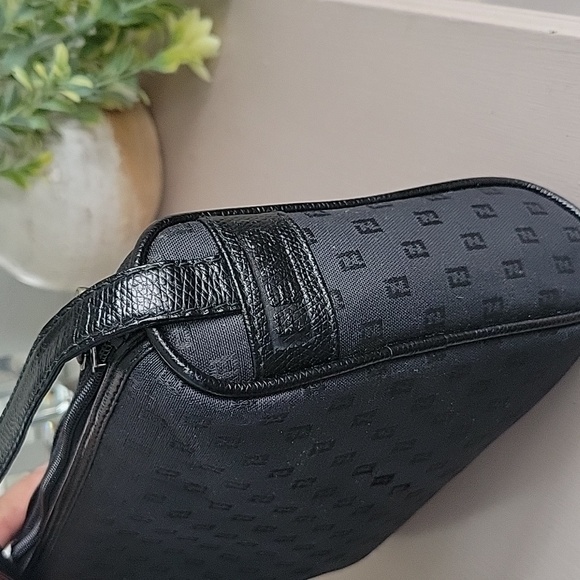 Vintage FENDI Black Leather & Canvas Crossbody Bag - Picture 8 of 16